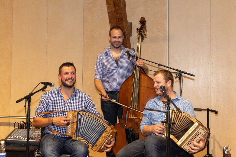 Neuuniformierung Jagdhornbläser Luzerner Hinterland